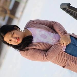 Meet your Posher, Muna